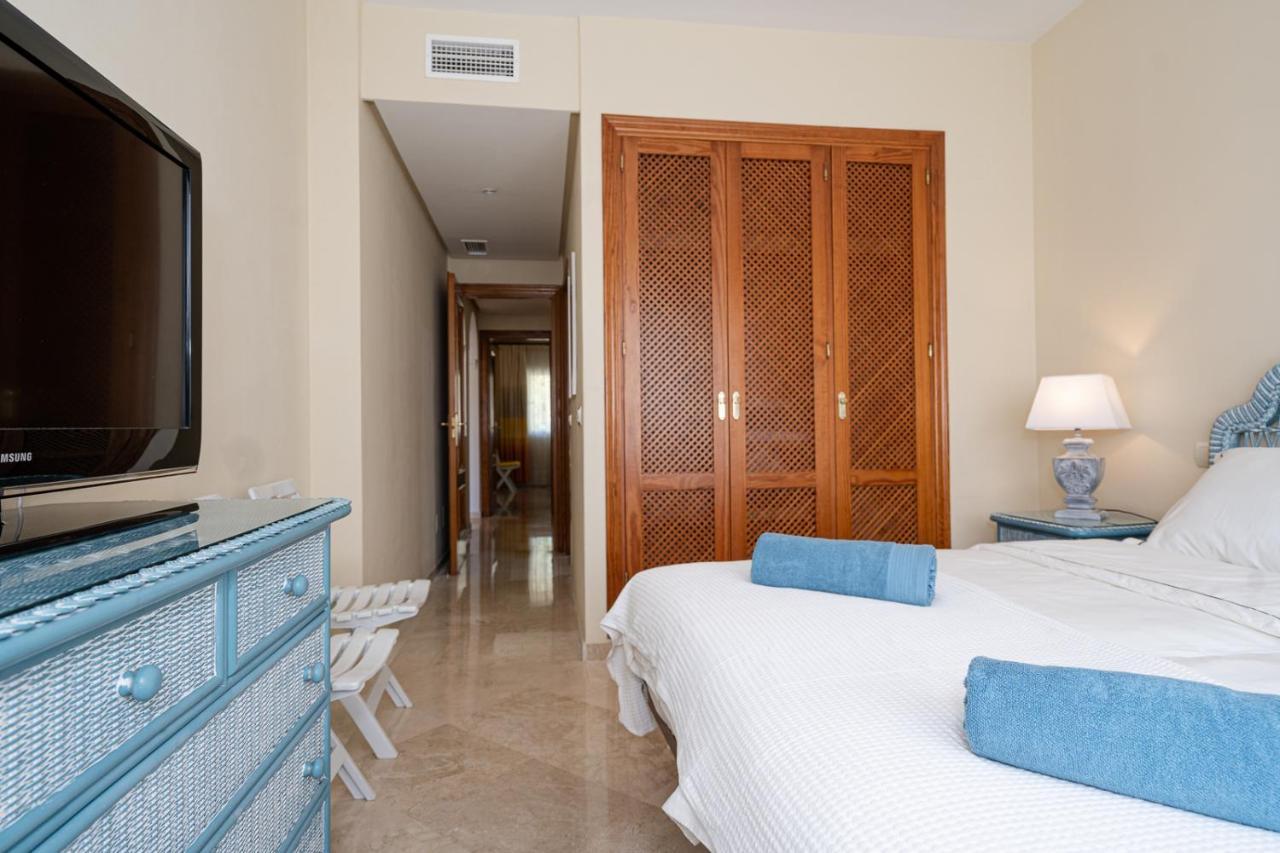 Costalita Beach Apartment Estepona Ngoại thất bức ảnh