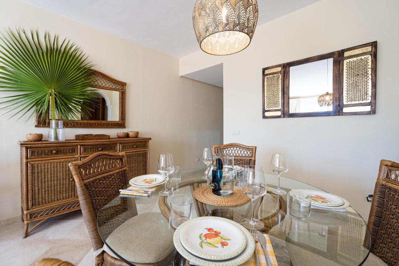 Costalita Beach Apartment Estepona Ngoại thất bức ảnh